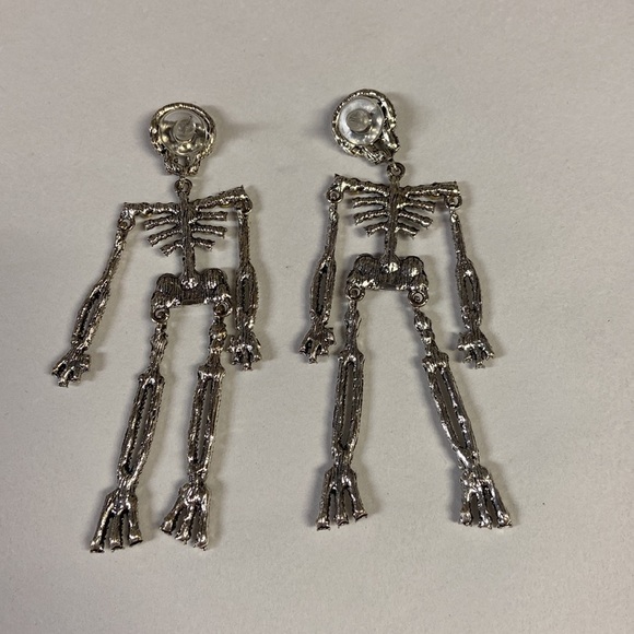 Simona Rhinestone Skeleton Corpse Earrings Silver Extra Large Dangle NEW - Picture 3 of 4